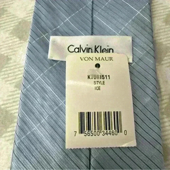 Calvin Klein Men's Classic Neck Tie Light Blue Grid Silk Blend MSRP $69.50 - Picture 2 of 5